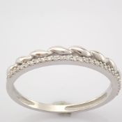 IDL Certificated 14K White Gold Diamond Ring (Total 0.07 Ct. Stone)