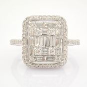 IDL Certificated 14K White Gold Baguette Diamond & Diamond Ring (Total 0.89 Ct. Stone)