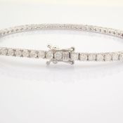 IDL Certificated 14K White Gold Diamond Bracelet (Total 4.15 Ct. Stone)