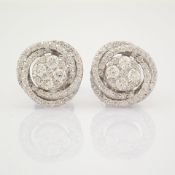 IDL Certificated 14k White Gold Diamond Earring (Total 0.64 Ct. Stone)