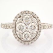 IDL Certificated 18K White Gold Diamond Ring (Total 0.89 Ct. Stone)