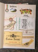 Album m. alten Weinetiketten,