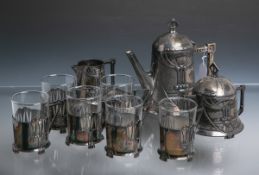 9-teilige Kaffeegarnitur aus Zinn (Jugendstill, Rumänien, um 1900)