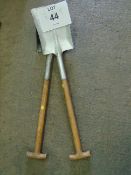 2X ALUMINIUM SHOVELS