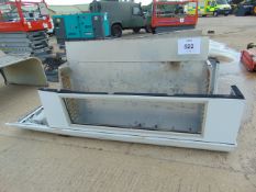 1X LANDROVER 110 HARDTOP WITH CUT OUT SIDES