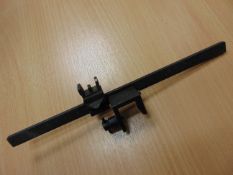 V. RARE VICKERS 303 MG LONG RANGE SIGHT IN ORIGINAL CASE DATED 1943 - UNISSUED