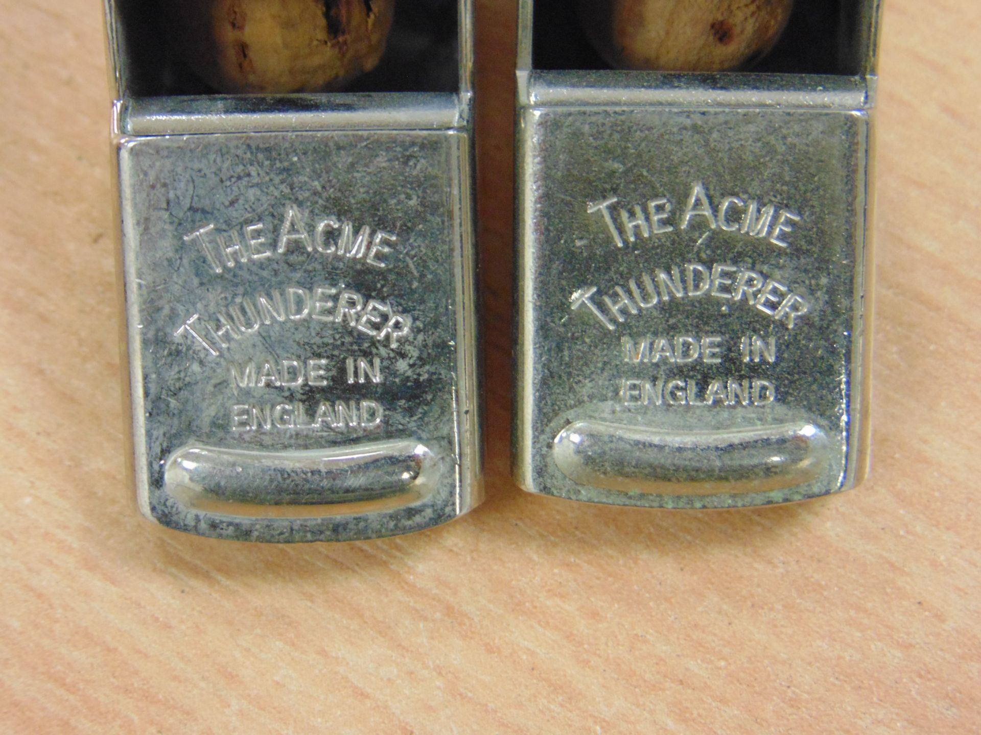 2X BRITISH ARMY ACME THUNDERER SERVICE WHISTLE BROAD ARROW MARKED - NICE CONDITION - Image 3 of 6