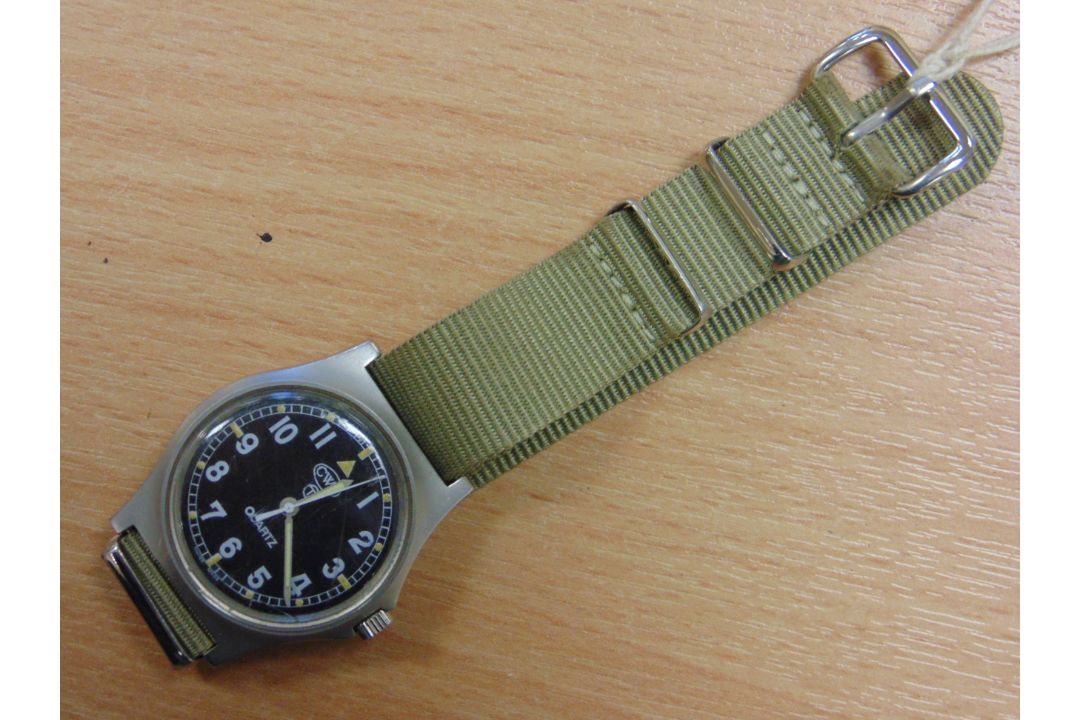 CWC W10 BRITISH ARMY SERVICE WATCH WATERPROOF TO 5 ATM NATO MARKED DATE 2006 - Image 1 of 8