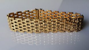 A mid-century gold gate-link bracelet, hallmarked 9ct, 18.5 cm, clasp good, 26.49g