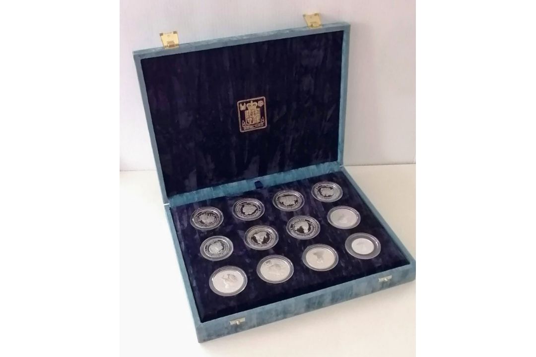 The Royal Mint, Her Majesty Queen Elizabeth, The Queen Mother Lady of The Century Silver Proof - Image 3 of 6