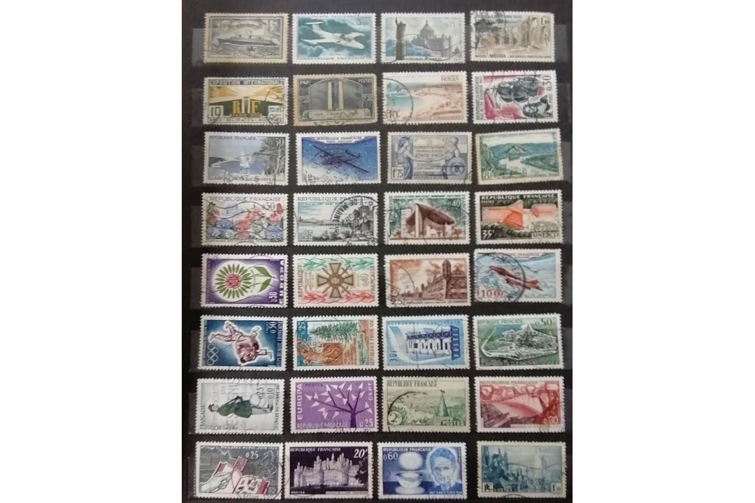 A large collection of 20th century stamps in six albums the greatest numbers from UK, Canada, - Image 121 of 146