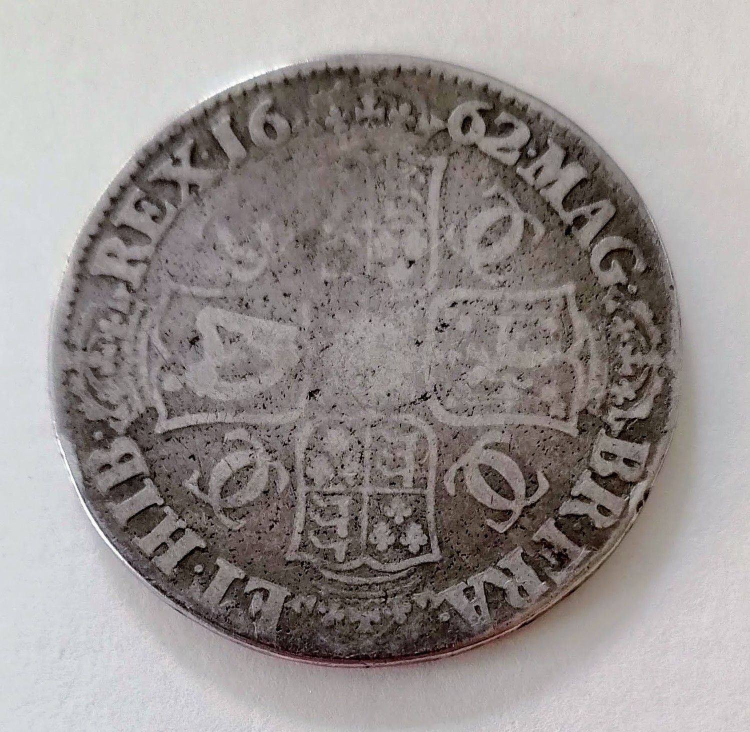 A Charles II crown dated 1662; a Queen Victoria crown dated 1845, young head l, regnal year to the - Image 4 of 6
