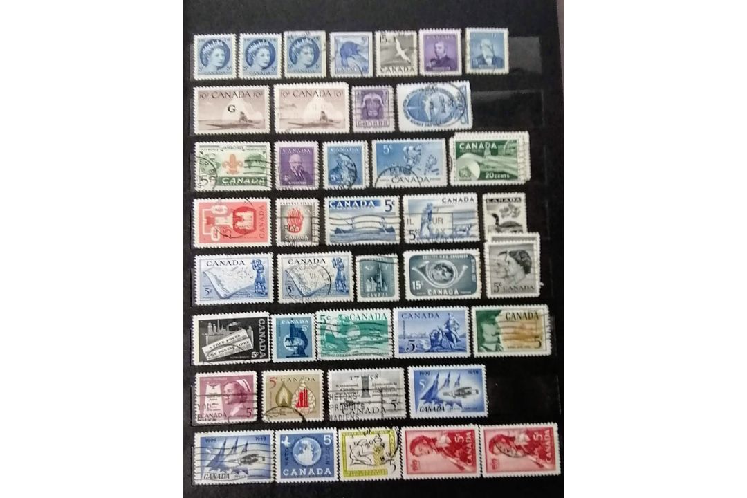 A large collection of 20th century stamps in six albums the greatest numbers from UK, Canada, - Image 137 of 146