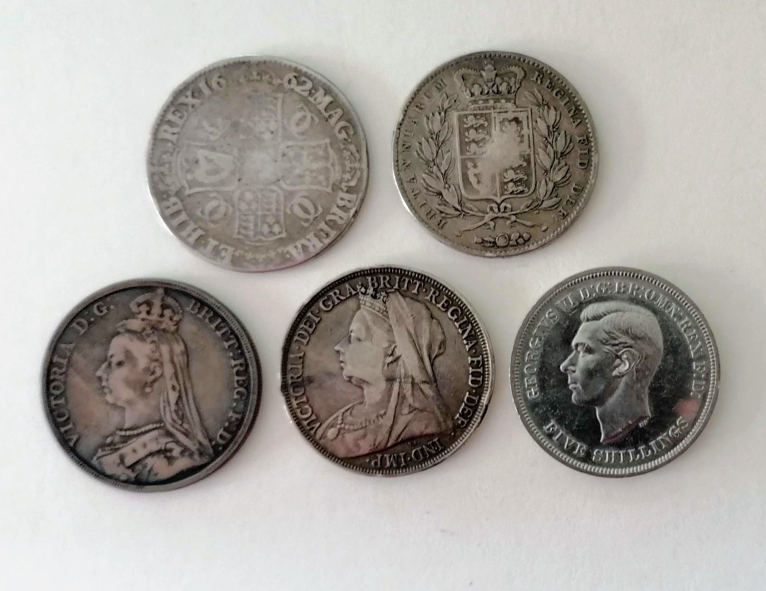 A Charles II crown dated 1662; a Queen Victoria crown dated 1845, young head l, regnal year to the - Image 2 of 6