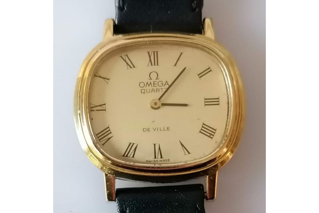 An Omega de Ville quartz gold plated gents wristwatch, push button style crown with replacement leat - Image 1 of 3