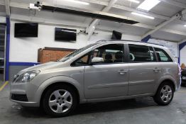 57 07 Vauxhall Zafira Club