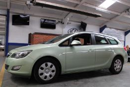 62 12 Vauxhall Astra ES CDTI Eco