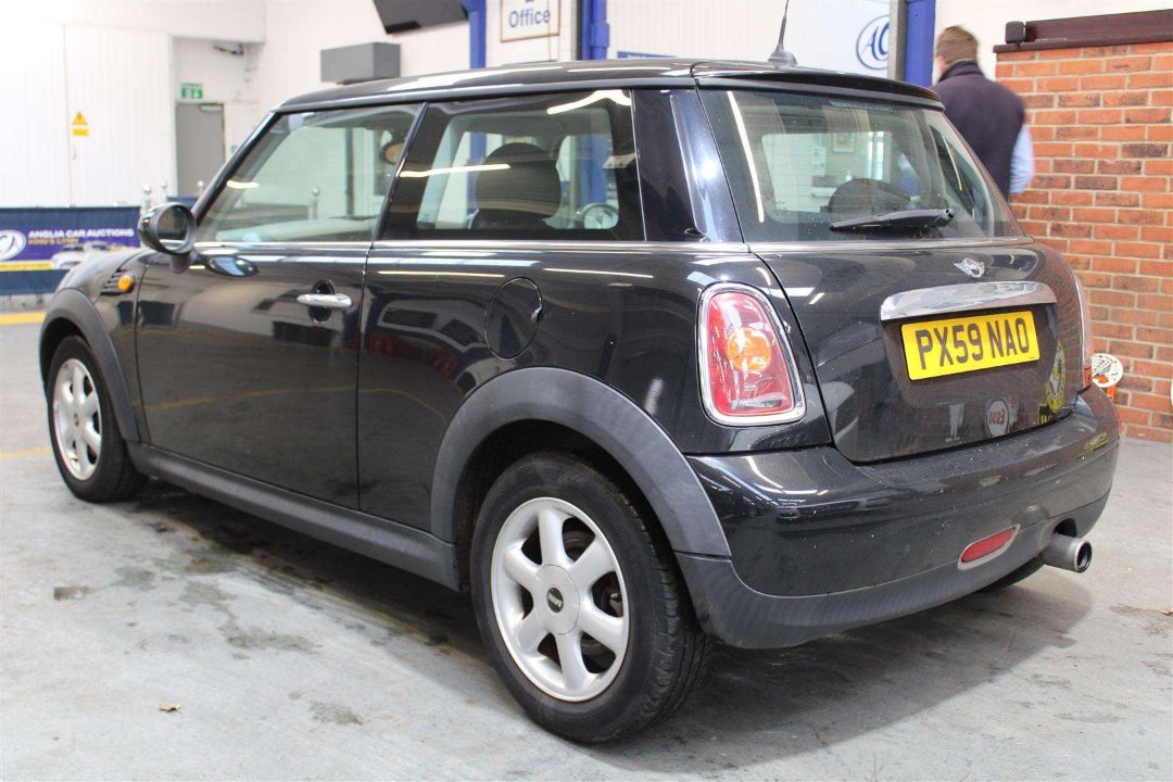 2009 MINI ONE - Image 3 of 27