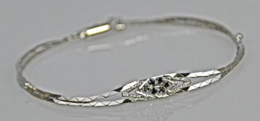 ARMBAND