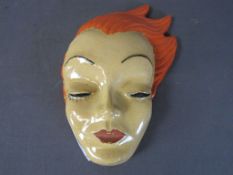 Wandmaske um 1920 Ritzsignatur und