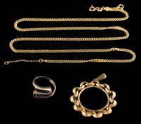 A 9 carat gold pendant,: the circular scalloped edge pendant, stamped 375, 4.