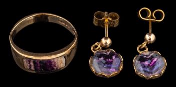 A 9 carat gold Blue John ring,: set with a panel of Blue John, in a polished setting, stamped 375,