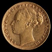 A Victoria gold sovereign,: 1880, 8g.