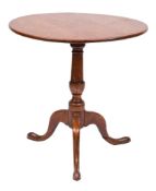 An early 19th Century oak circular tea table:,