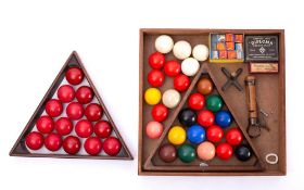 A set and part set of snooker balls:, 5.2cm and 4.