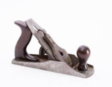 A Vaughan & Bushnell No 4 1/2 smoothing plane: with drop forged shoe.