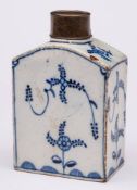 A Lowestoft blue and white tea canister: painted in the 'Immortelle' pattern, circa 1780,