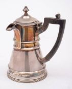 An Edward VII silver chocolate pot, maker Pairpoint Brothers, London,