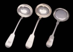 Three Victorian provincial silver Fiddle pattern sauce ladles, various makers, Exeter 1871,