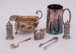 A George V silver sauce boat, maker William Suckling Ltd, Birmingham,