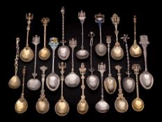 A collection of Continental and Far Eastern silver spoons: total weight of silver 319gms, 10.