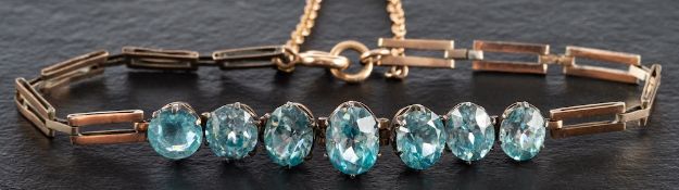 A gate-link mixed-cut zircon bracelet,: length ca. 18.5cm. total weight ca. 7gms.