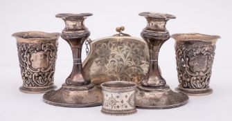 A pair of Edward VII silver vases, maker Syner & Beddoes, Birmingham,