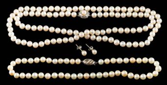 A cultured pearl necklace,: the single strand necklace composed of uniform 7mm cultured pearls,