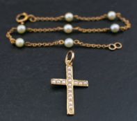 A seed pearl bracelet and cross pendant,: diameter of cultured pearls to bracelet, ca. 3.