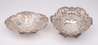 A Victorian silver bon bon dish, maker William Comyns & Sons, London, 1889: of circular outline,