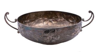 A late Victorian silver fruit bowl, maker Johnson, Walker & Tolhurst Ltd, London,