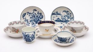 A group of late 18th/early 19th century English porcelain teawares: comprising a Worcester blue and