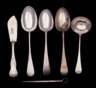 A mixed lot of silver flat wares,