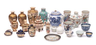 A mixed lot of Chinese and Japanese ceramics: including a famille rose figural cup and cover,