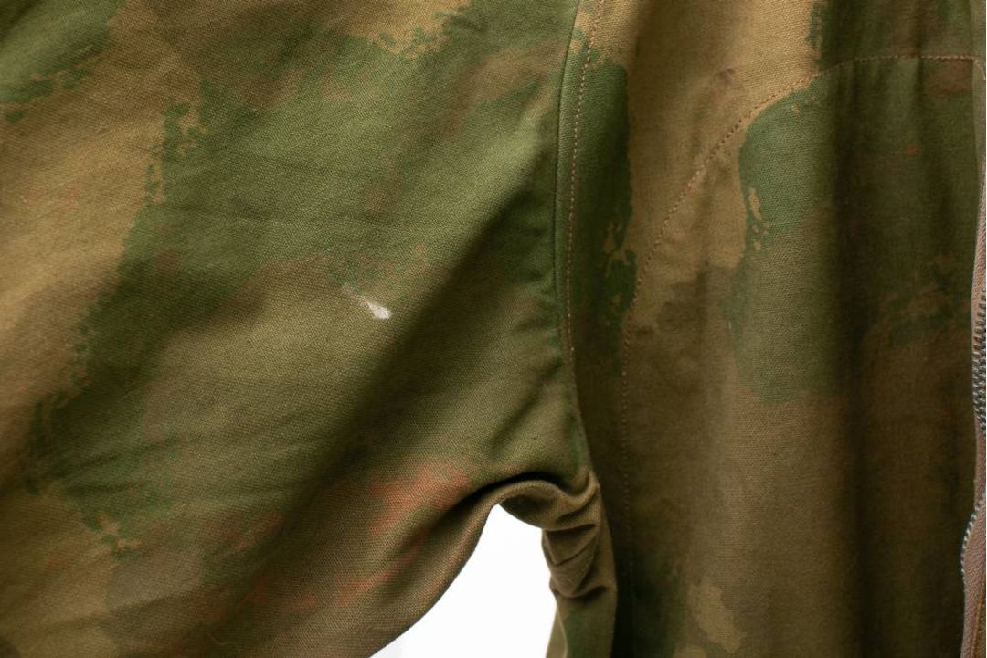 A rare WWII Special Operation Executive SOE Agents 'Striptease Suit' Jumpsuit: the hand screened - Image 5 of 9