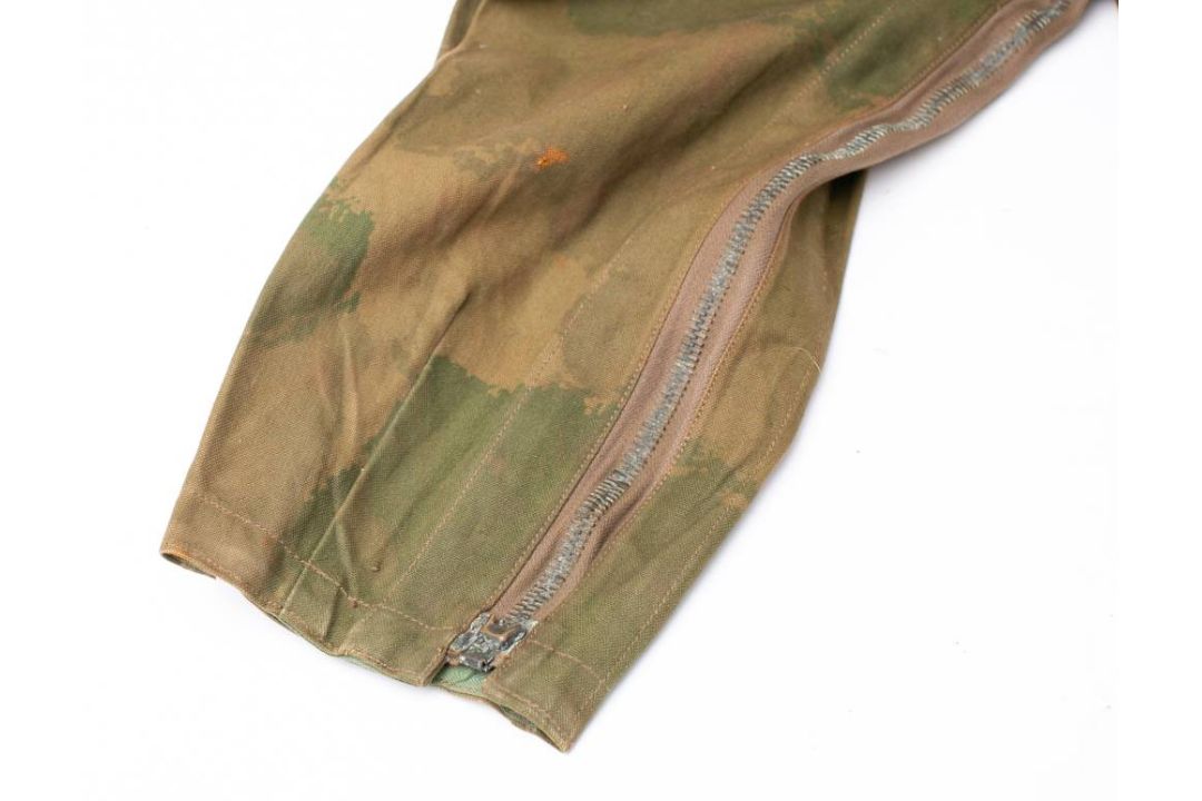 A rare WWII Special Operation Executive SOE Agents 'Striptease Suit' Jumpsuit: the hand screened - Image 3 of 9