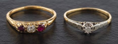 Two rings set with round, brilliant-cut diamonds,: including a single-stone diamond ring,