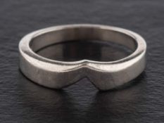 A palladium wishbone ring,: with maker's mark 'SD' for Sheila Fleet, Edinburgh, 2013, ring size N,