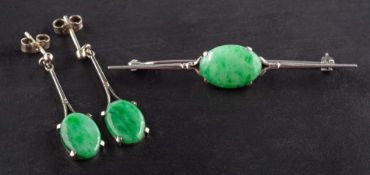 A jadeite bar brooch and pair of drop earrings,: the earrings stamped '18CT' with post fittings,