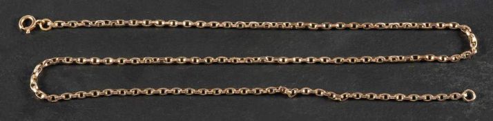 A cable-link chain necklace,: stamped '375', length ca. 54.5cm, total weight ca. 8.9gms.